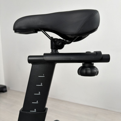 Велотренажер Спин-байк UNIX Fit с подсветкой / Smart Light 700